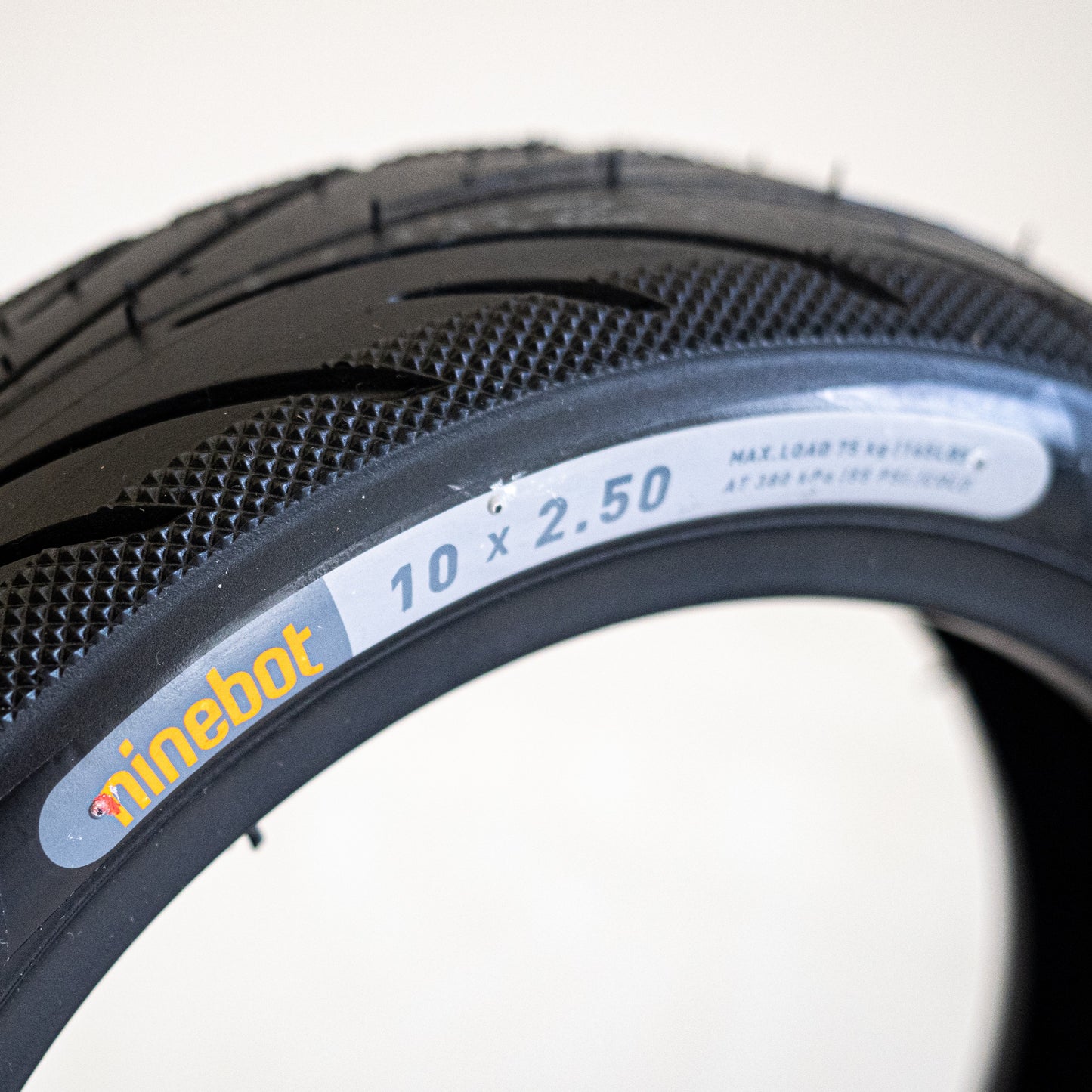 10" x 2.5" Electric Scooter Tubeless Tyre Segway-Ninebot